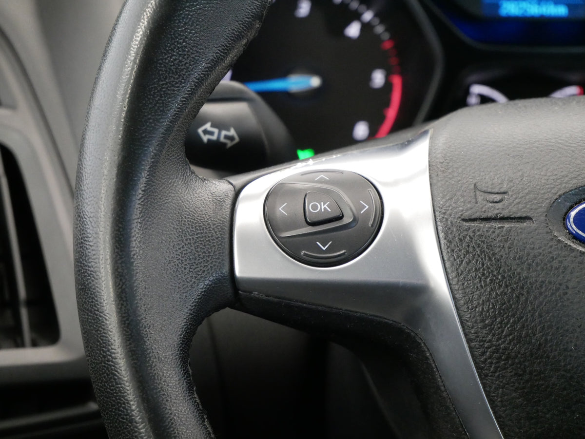 Ford Focus 1.6 TDCi 70 kW Titanium – foto 15