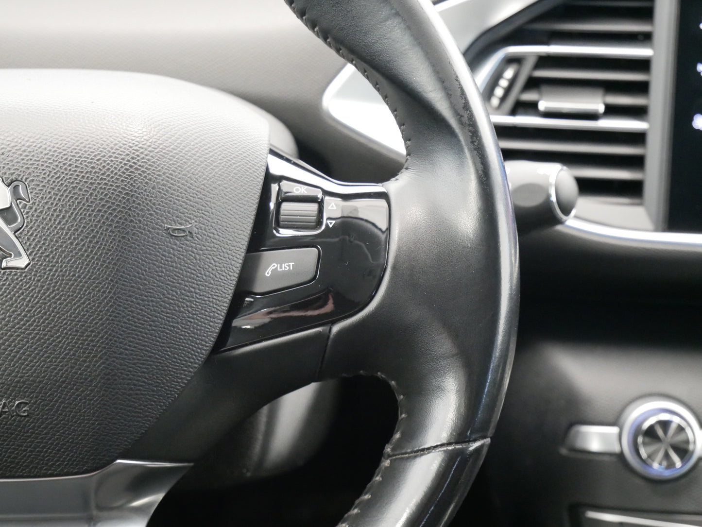 Peugeot 308 1.5BlueHDi 96kW