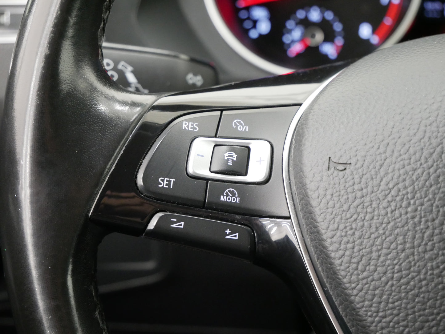 Volkswagen Tiguan 1.4 TSI 92kW MT6