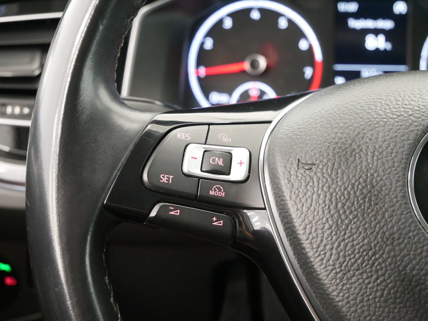 Volkswagen Polo 1.0TSI 70kW HIGHLINE