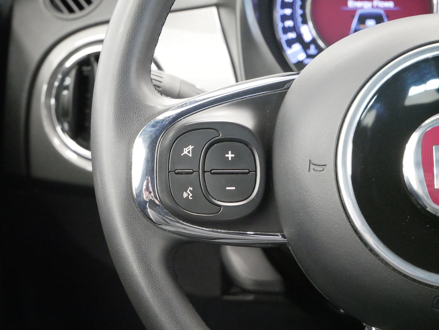 Fiat 500 1.0 Mild-Hybrid 51 kW Lounge