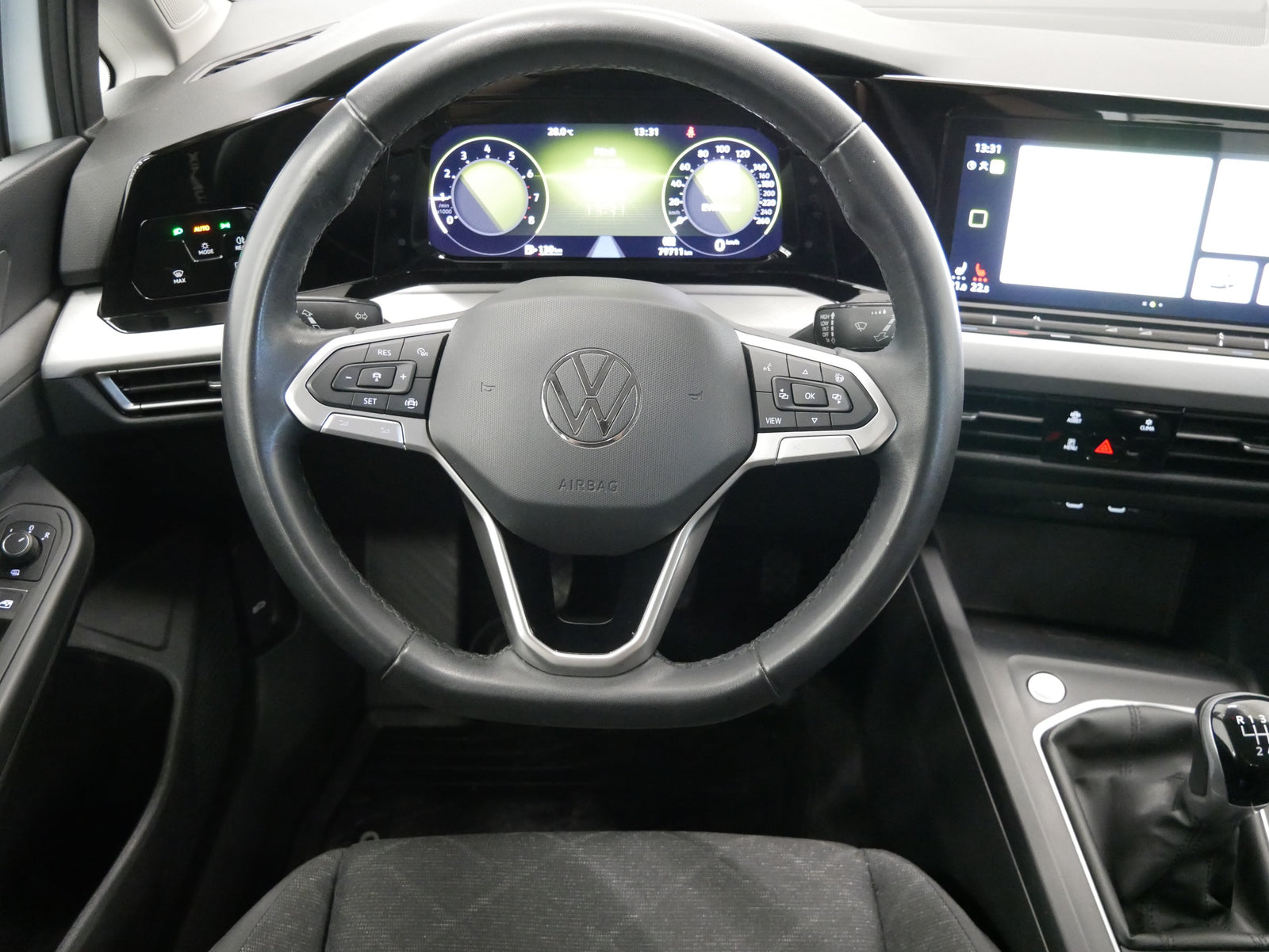 Volkswagen Golf 1.0 TSI 81 kW Life – foto 15