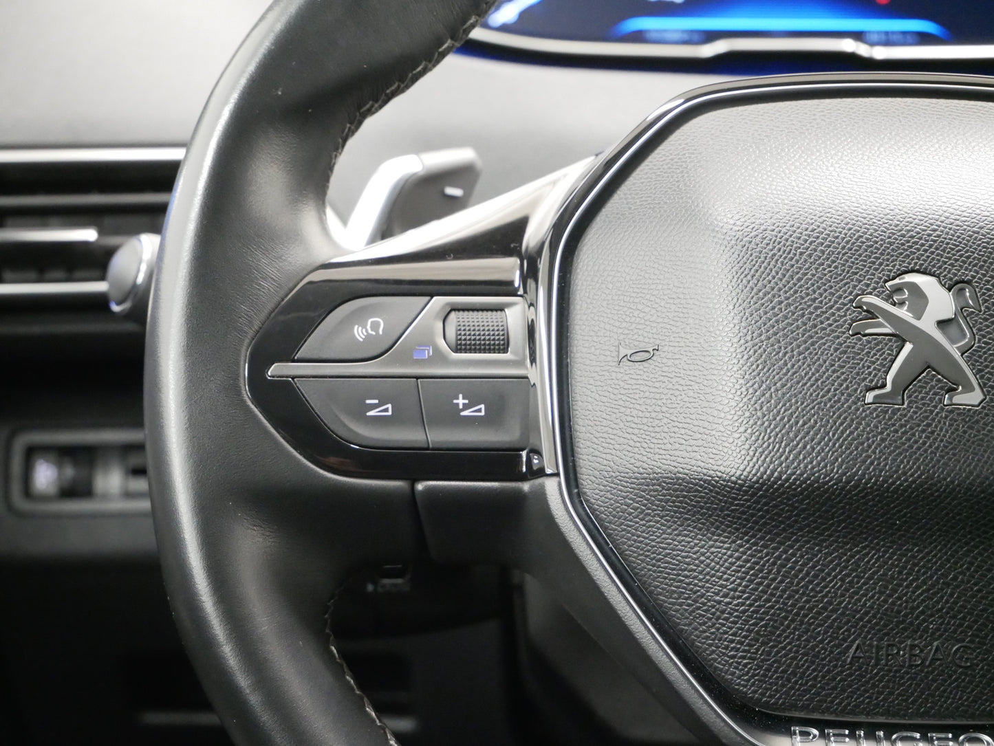 Peugeot 3008 1.6 PureTech 133 kW Alure