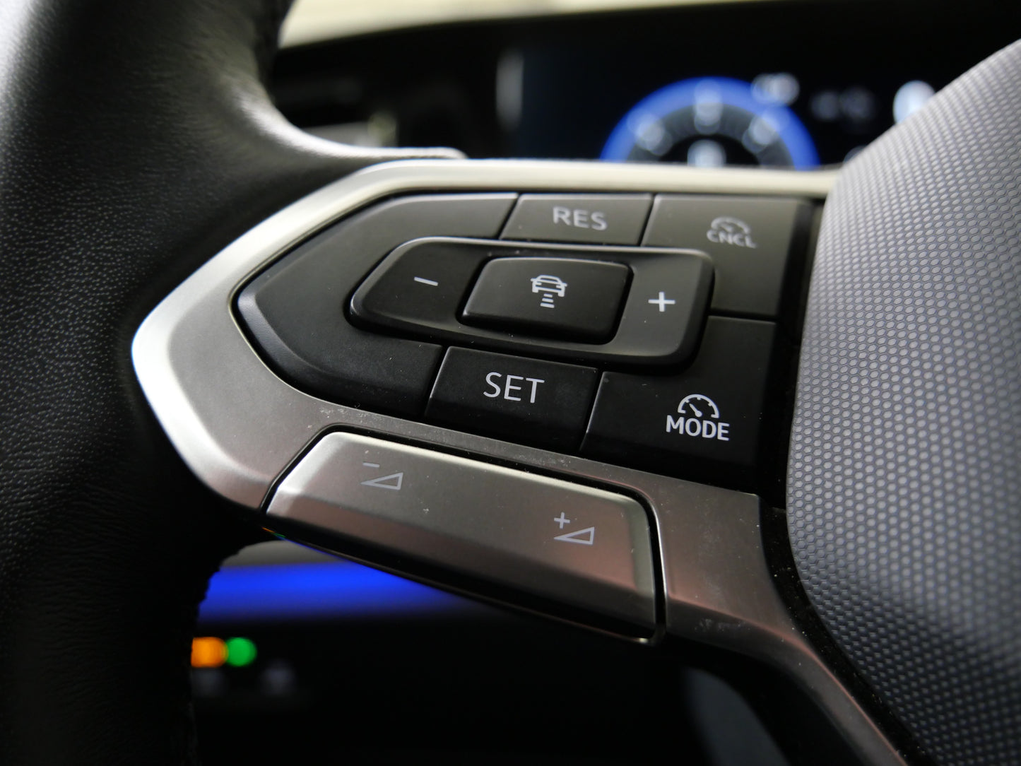 Volkswagen Tiguan 2.0 TDI 110 kW DSG Elegance