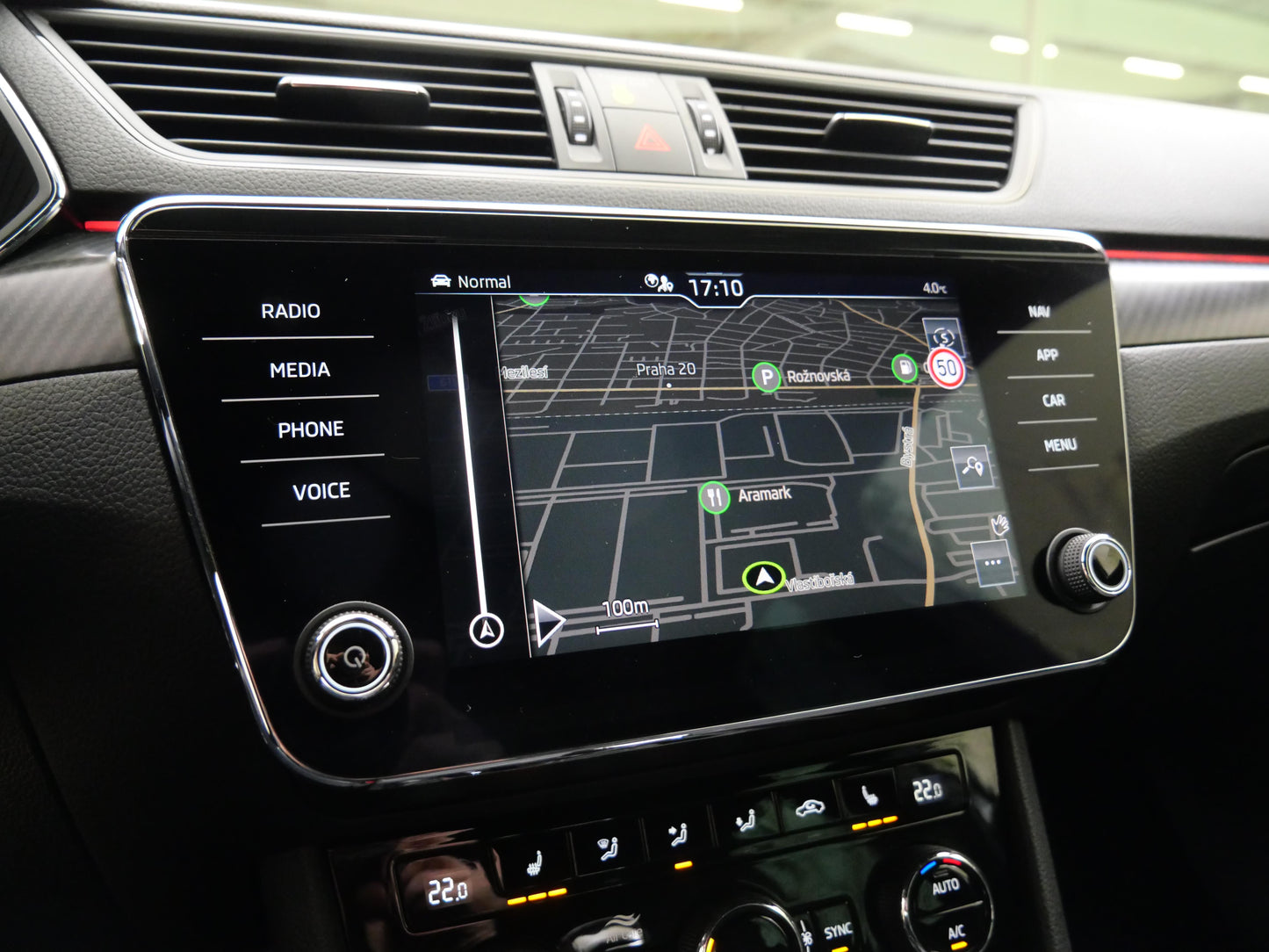 Škoda Superb 2.0 TSI 140 kW SportLine