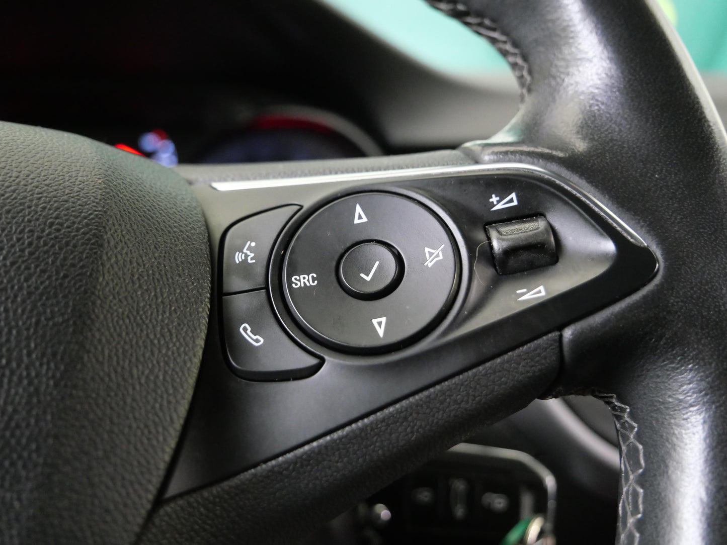 Opel Crossland X 1.2 i 96 kW Edition