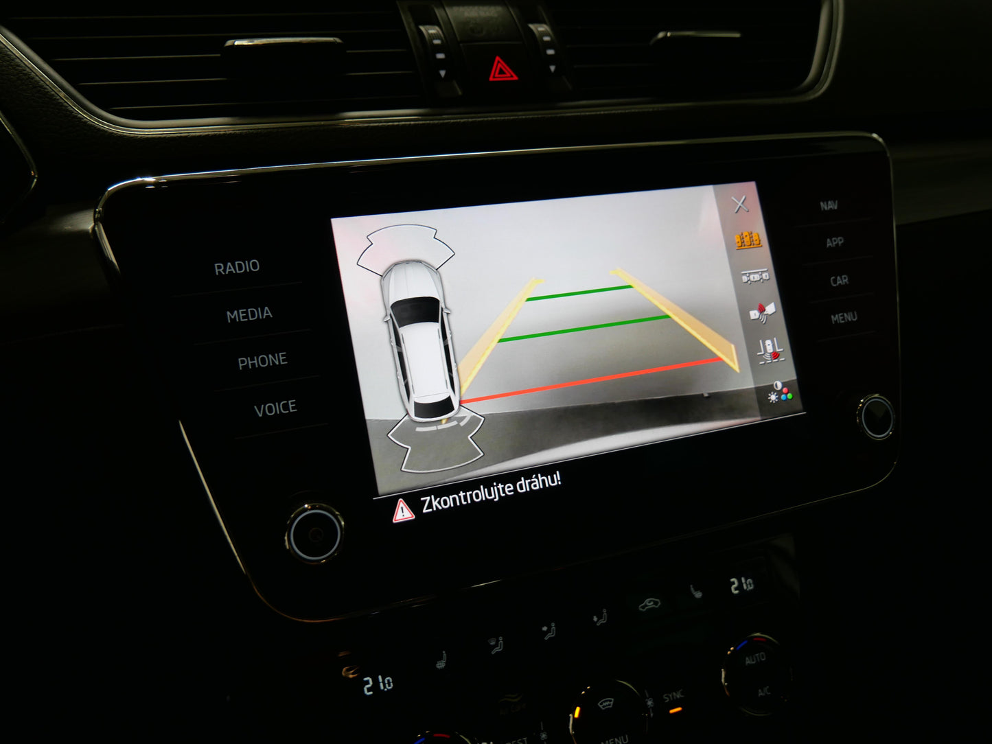 Škoda Superb 2.0 TDI 110 kW DSG Style Plus