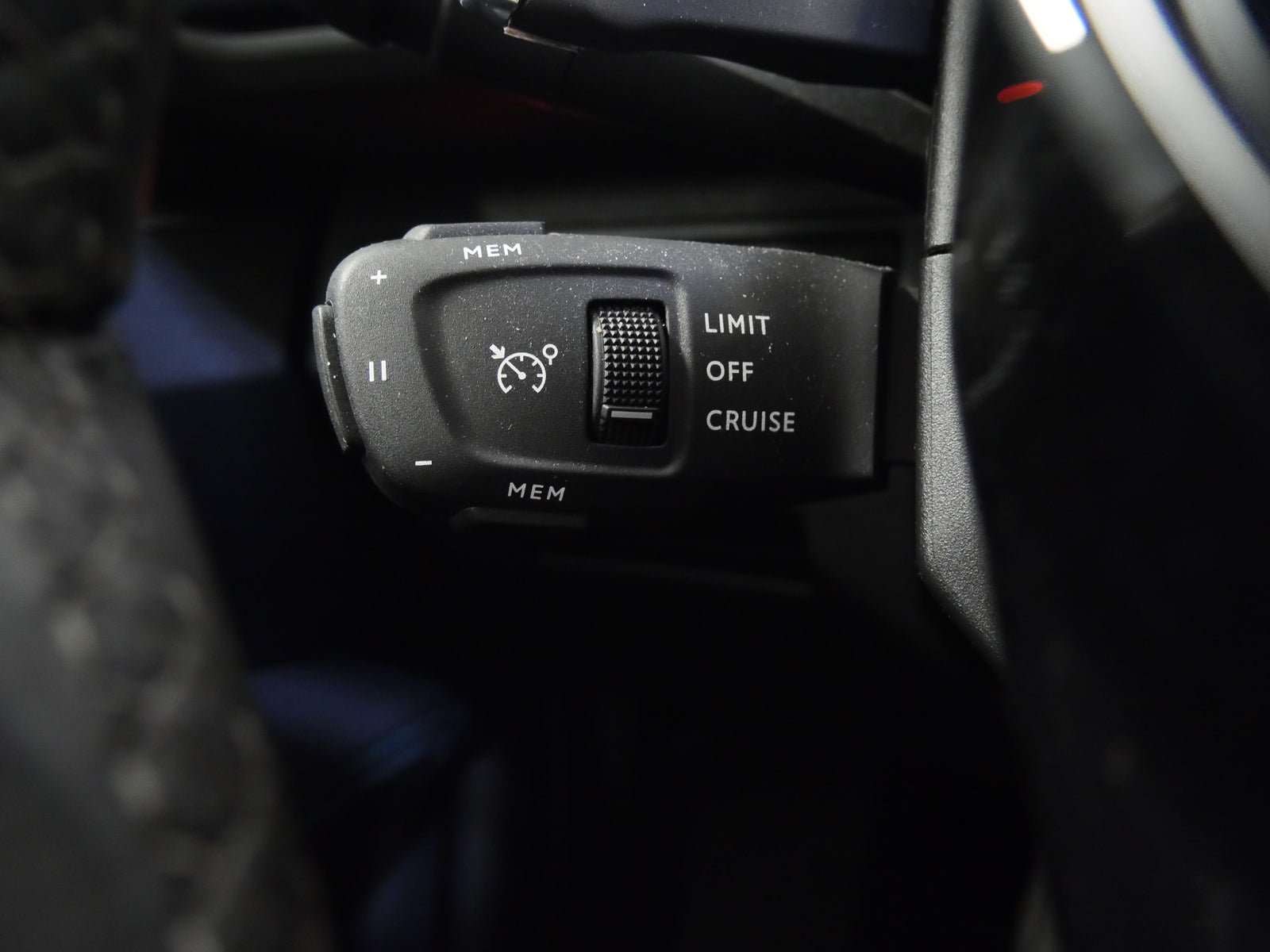 Peugeot 3008 1.5 BlueHDi 96 kW ALLURE – foto 16
