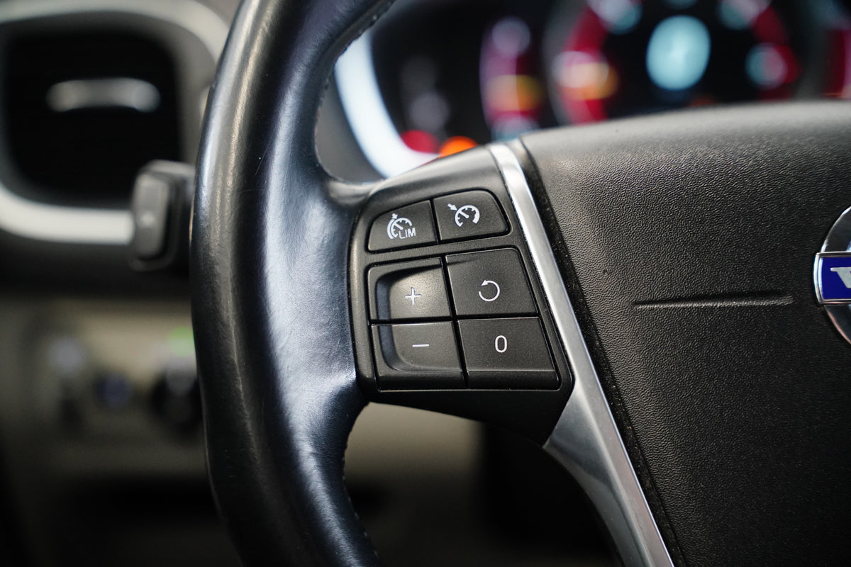 Volvo V40 2.0 D4 140 kW Cross Country – foto 15