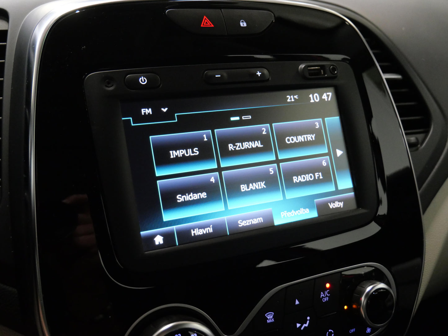 Renault Captur 0.9 TCe 66 kW Intens