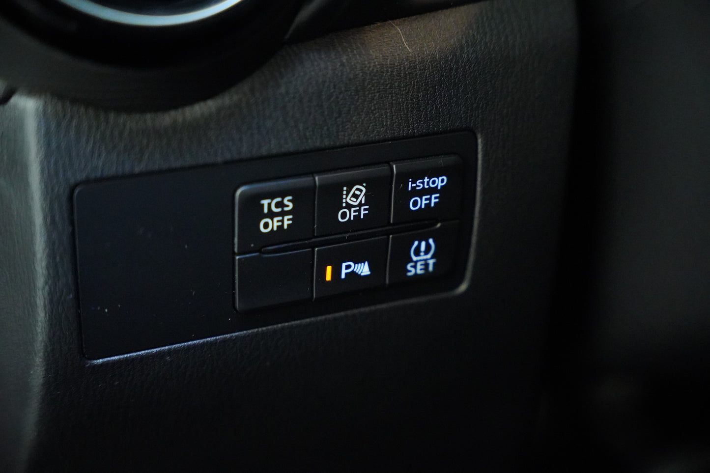 Mazda CX-3 2.0 Skyactiv-G 89 kW Exclusive