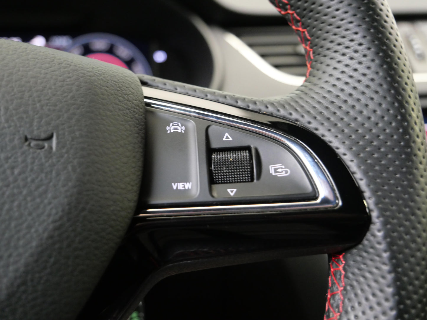 ŠKODA Octavia 2.0 TSI 180 kW RS