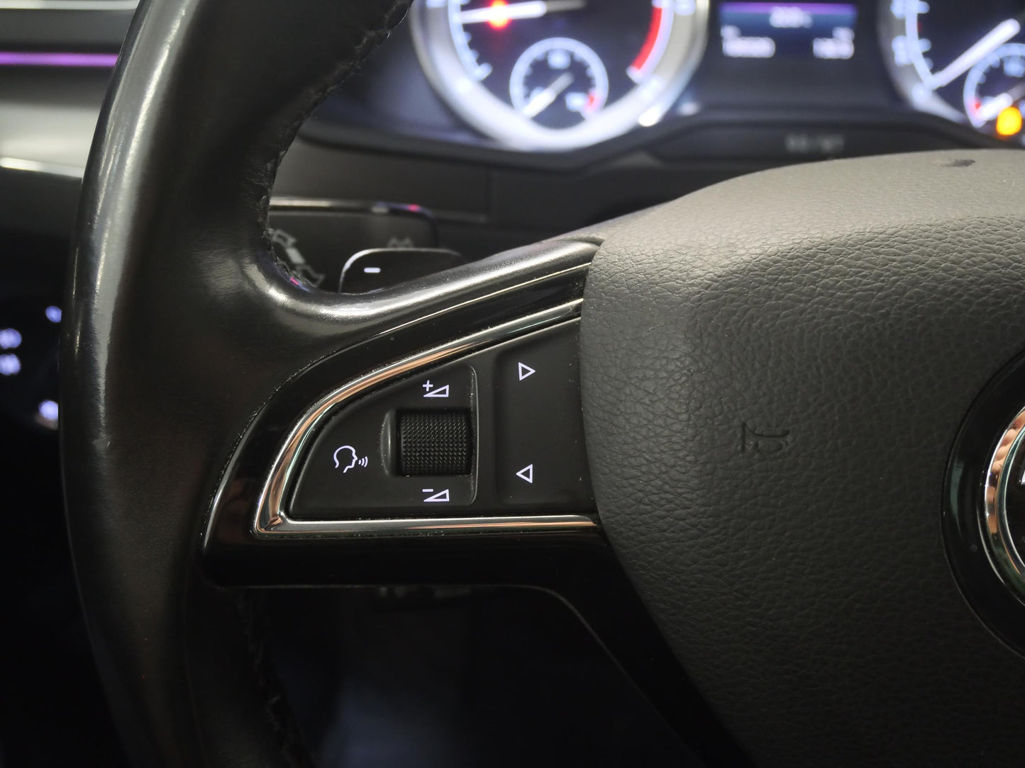 Škoda Superb 2.0 TDI 140 kW DSG Scout