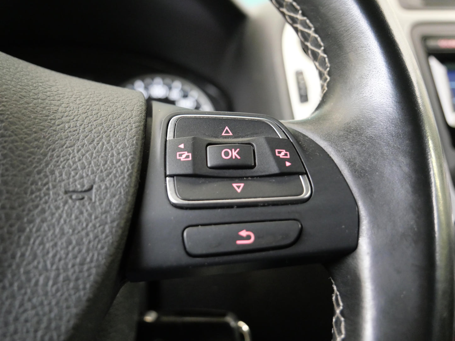 Volkswagen Tiguan 1.4 TSI 90 kW Sport & Style