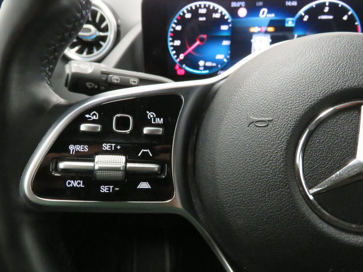 Mercedes-Benz B200 200d 110 kW