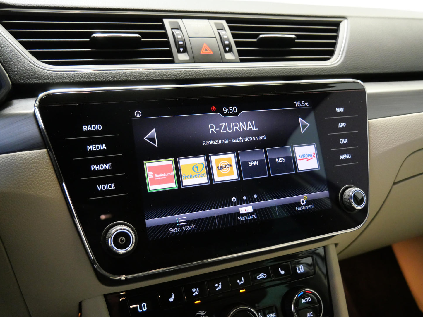 Škoda Superb 2.0 TDI 140 kW Style