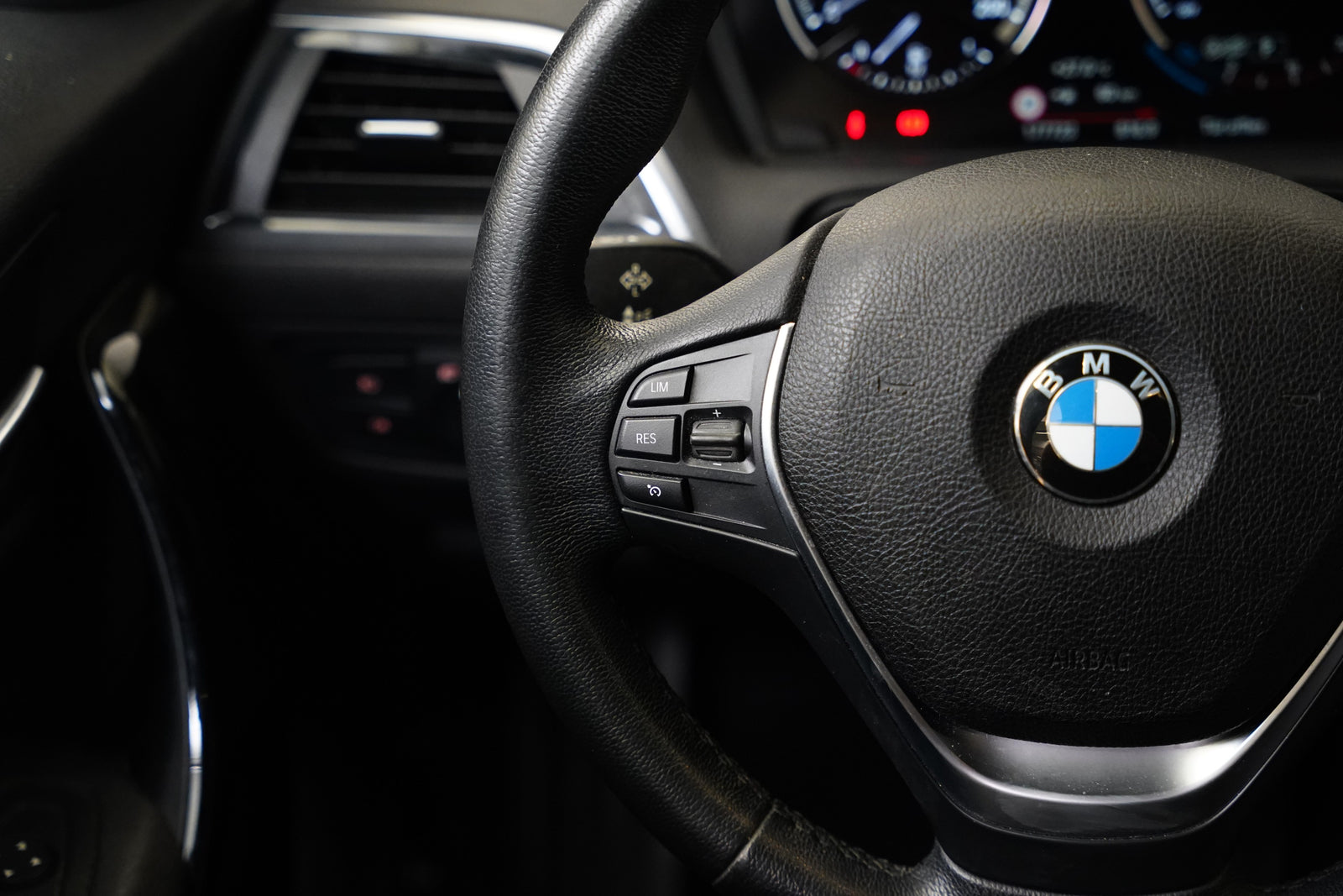 BMW Řada 1 120i 135 kW Sport Line – foto 15