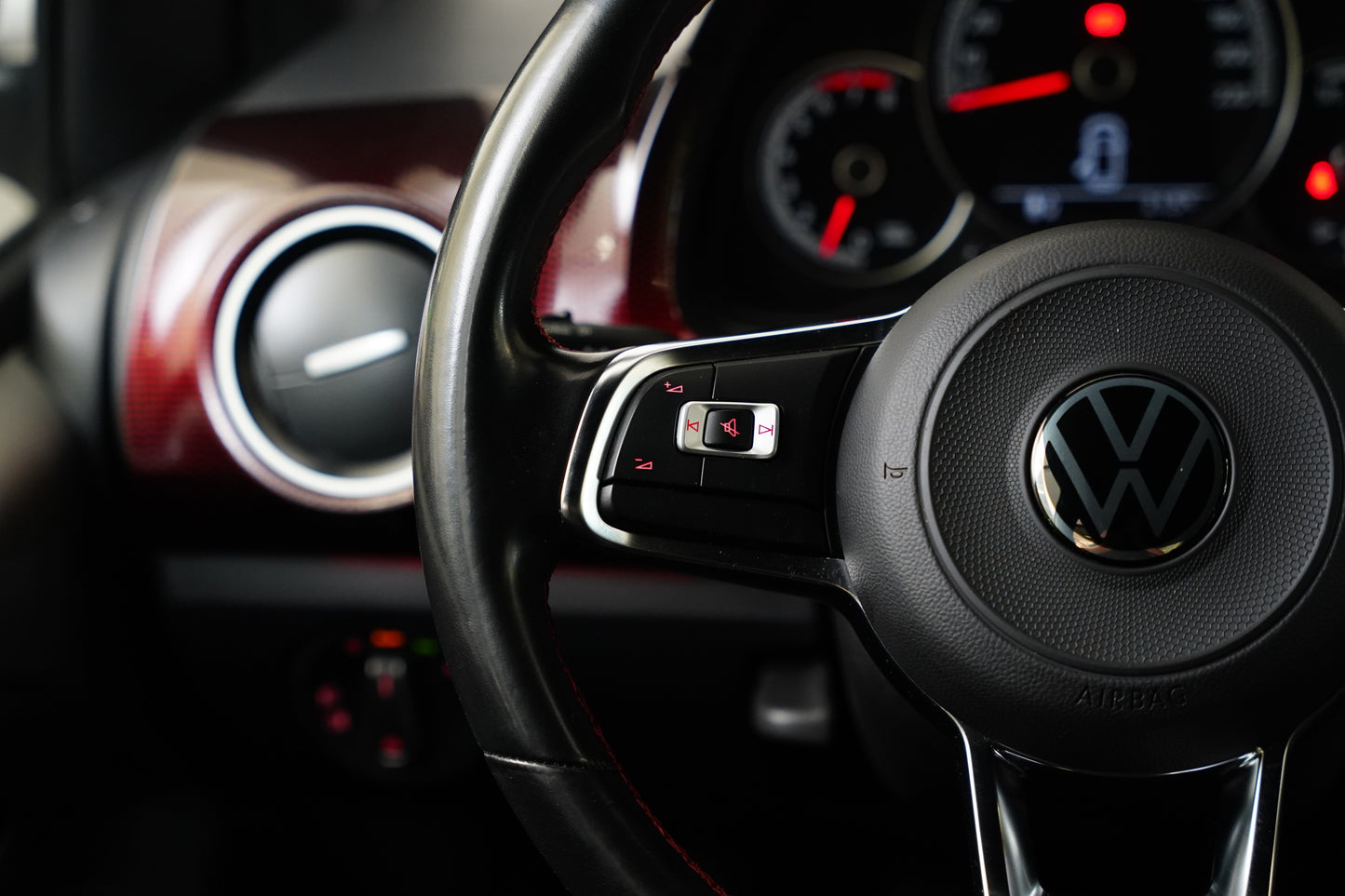 Volkswagen up! 1.0 TSI 85 kW GTI