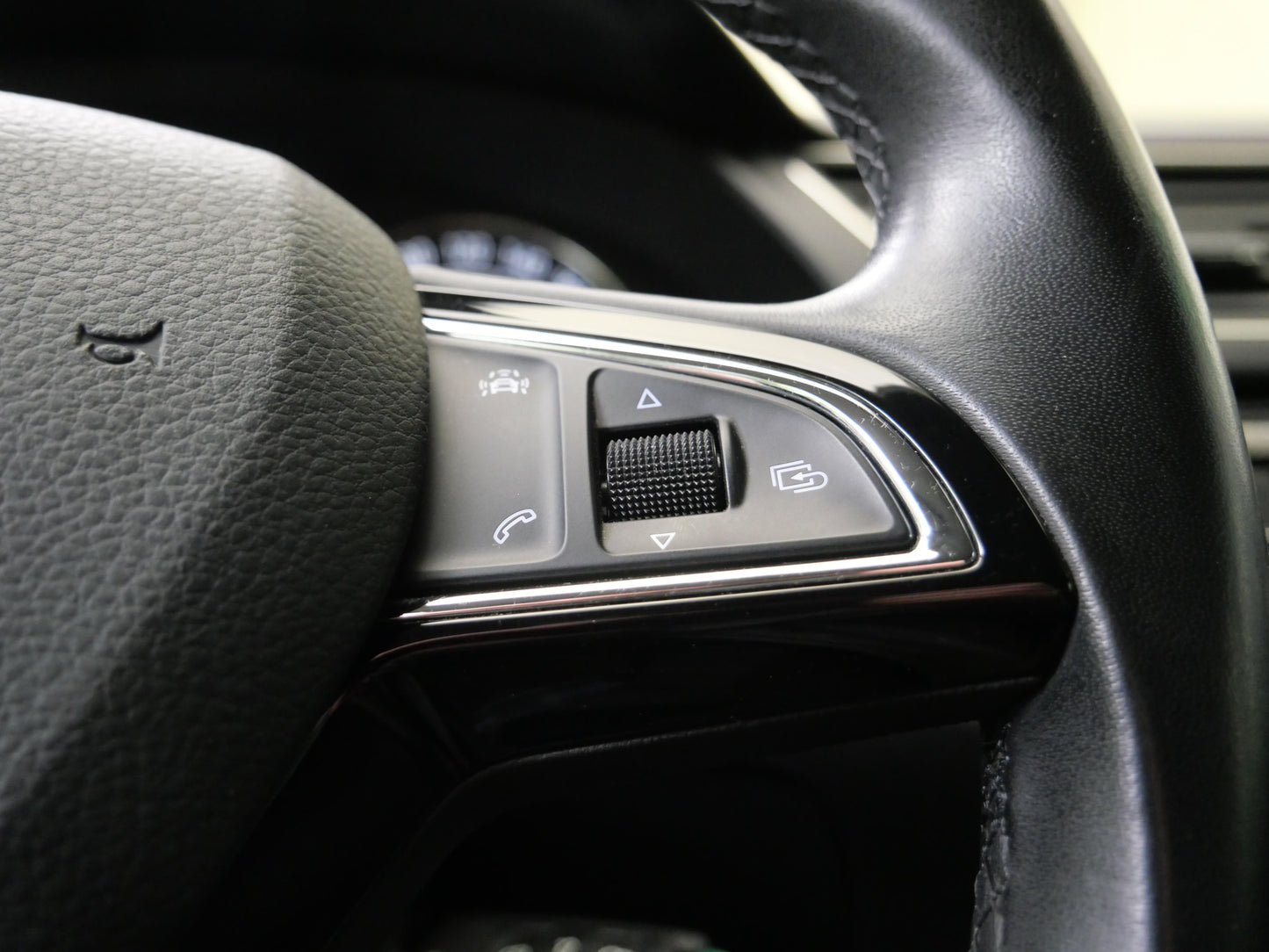 Škoda Superb 2.0 TDI 110 kW Style