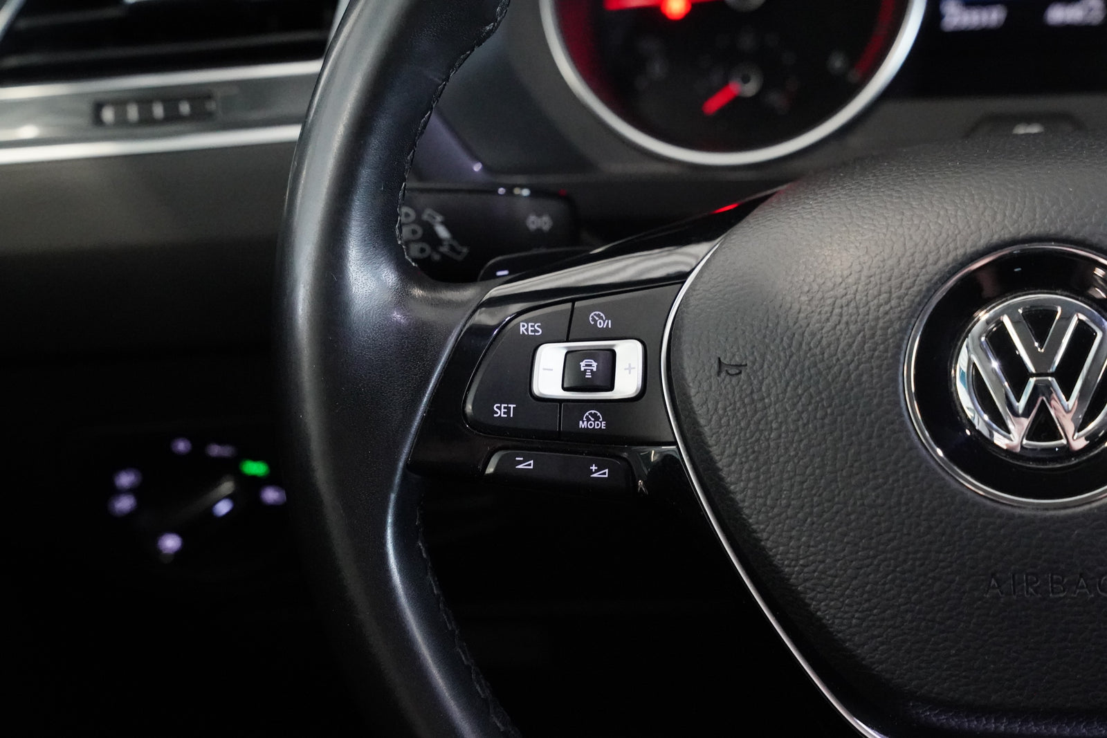 Volkswagen Tiguan 2.0 TDI 110 kW DSG 4X4 – foto 15