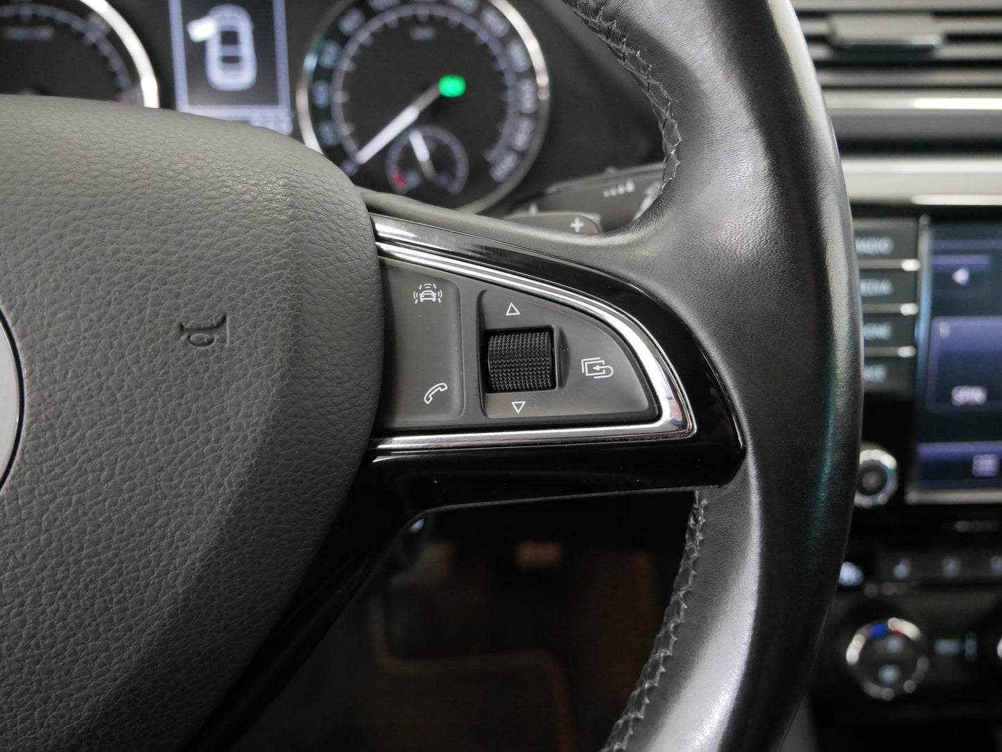 Škoda Superb 2.0 TDI 110kw Ambition Plus