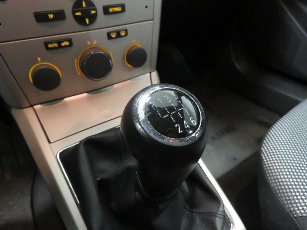 Opel Astra 1.7 CDTI 81 kW Active
