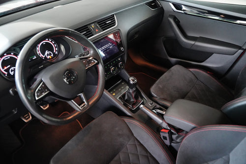 Škoda Octavia 2.0 TSI 180 kW RS – foto 15
