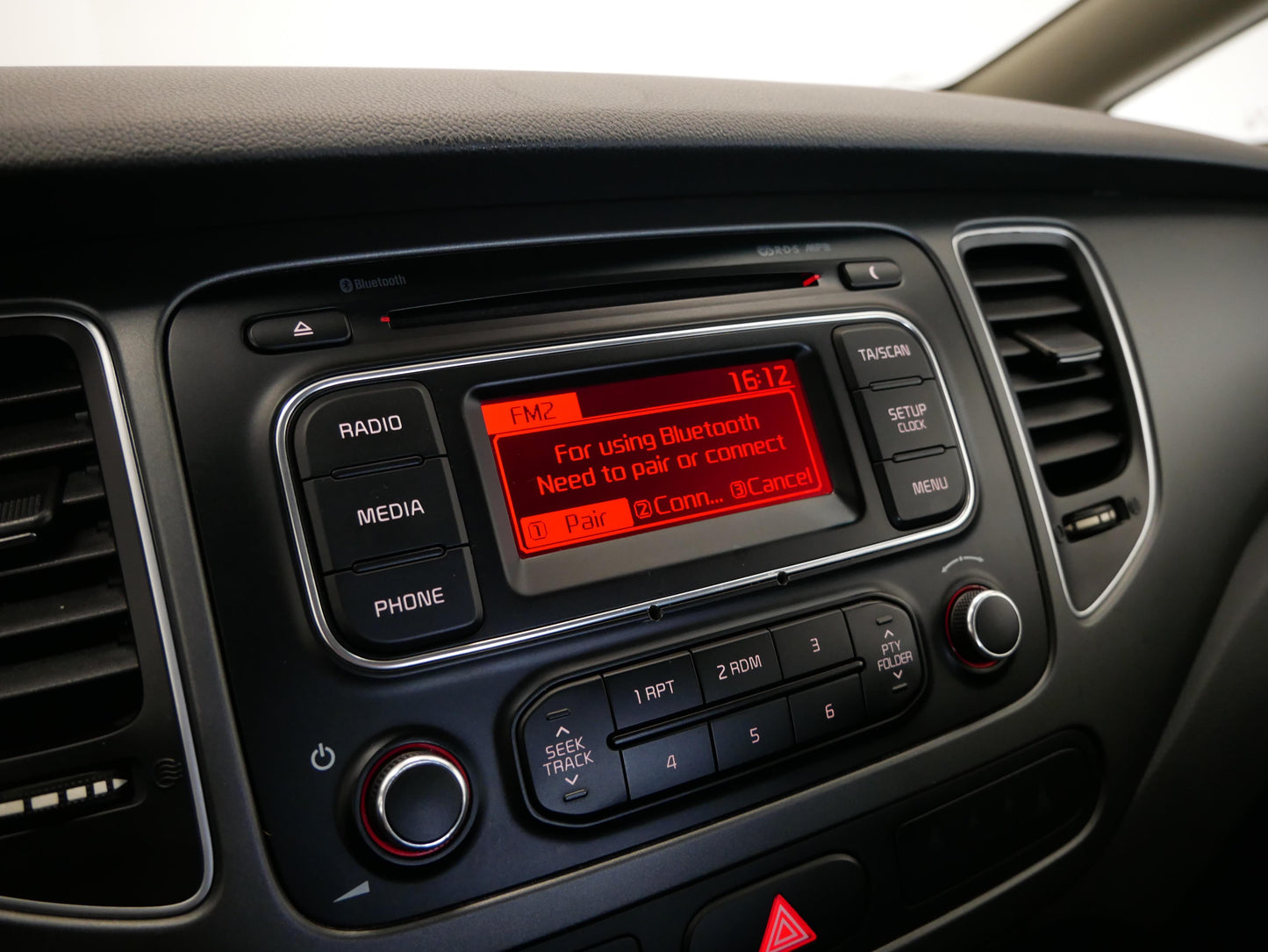 Kia Carens 1.7 CRDi 85 kW Comfort