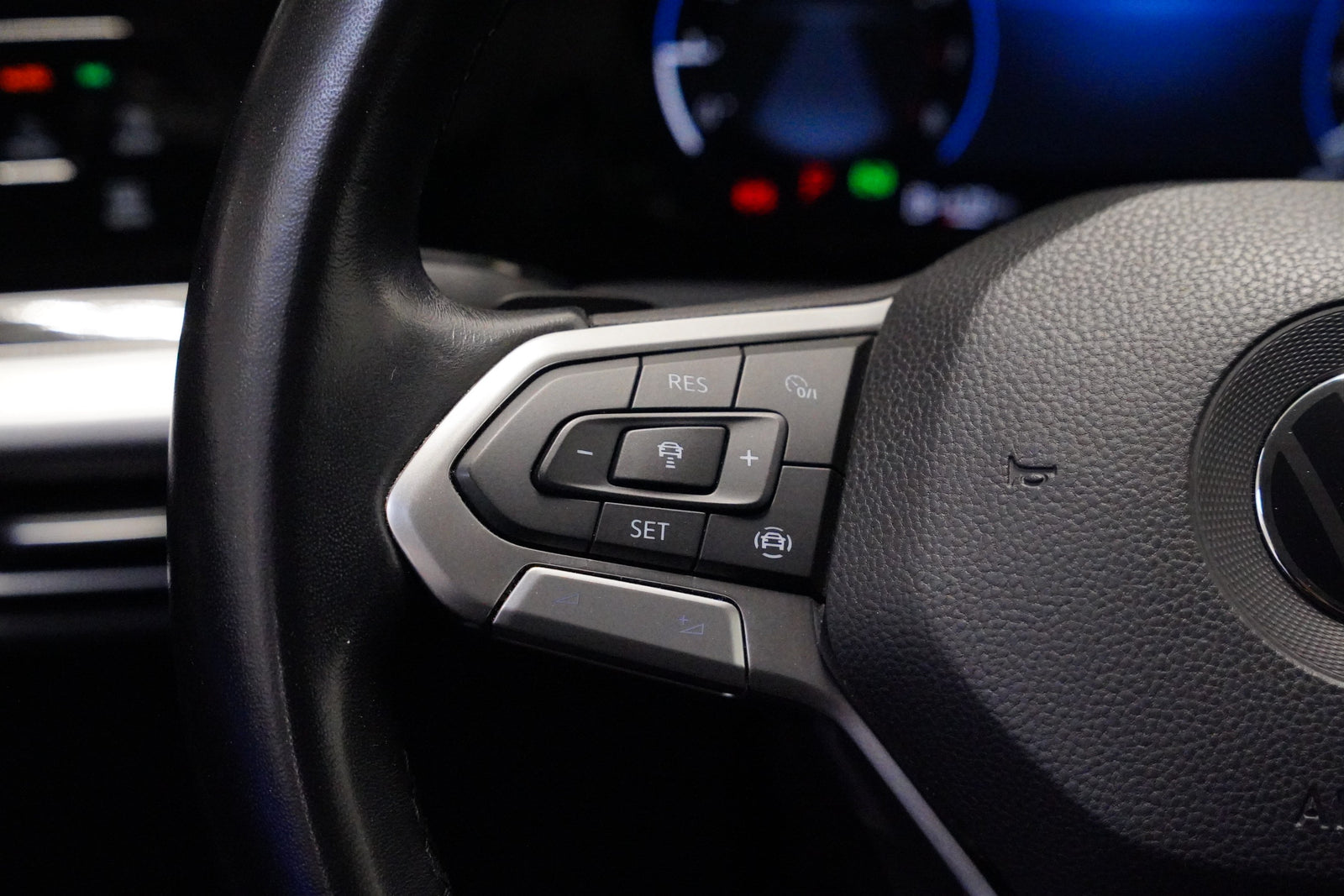 Volkswagen Golf 1.0 TSI 81 kW DSG Life – foto 15