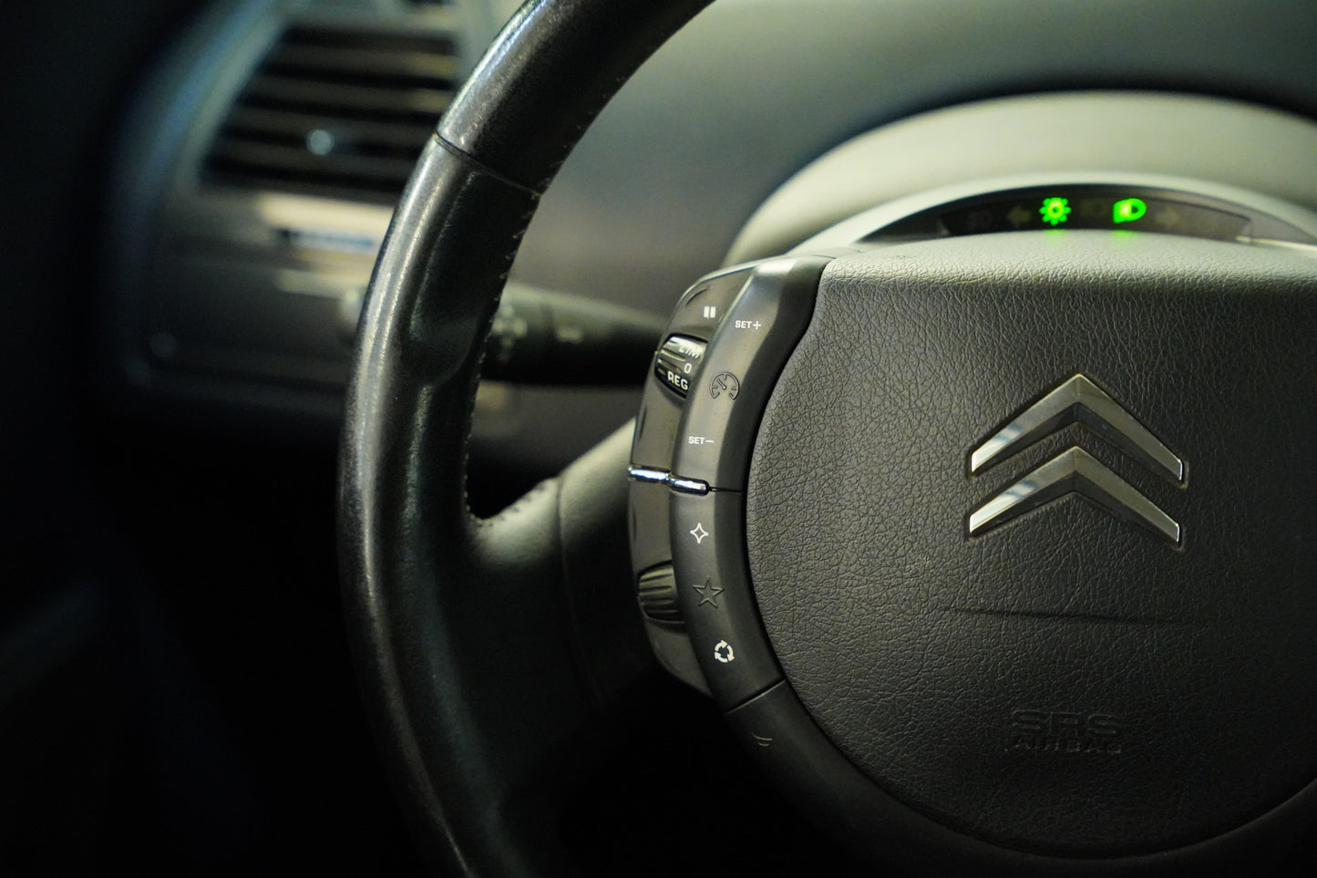 Citroën C4 1.4i 65 kw