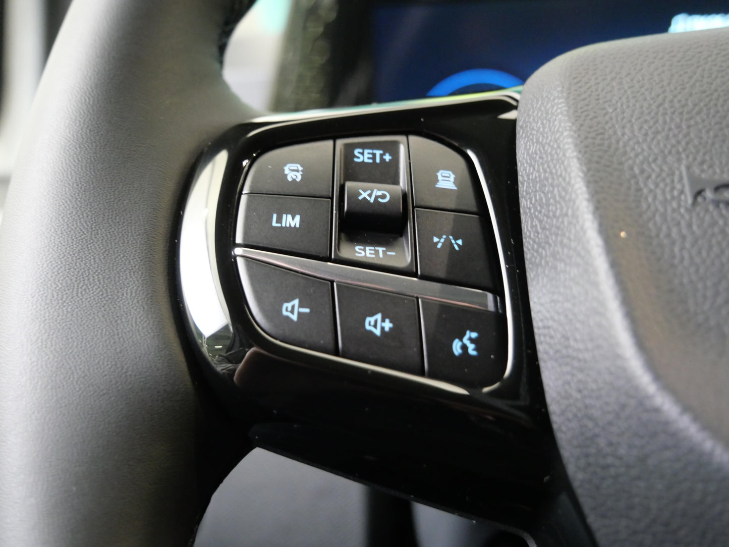 Ford Tourneo Custom 2.0 EcoBlue 125 kW Sport L2