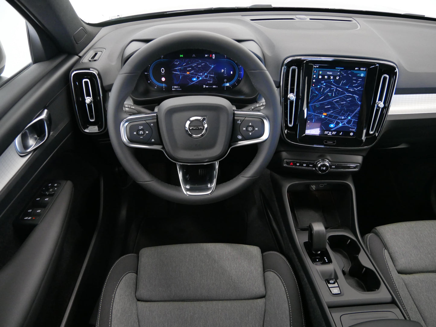 Volvo XC40 Core 2.0i B3