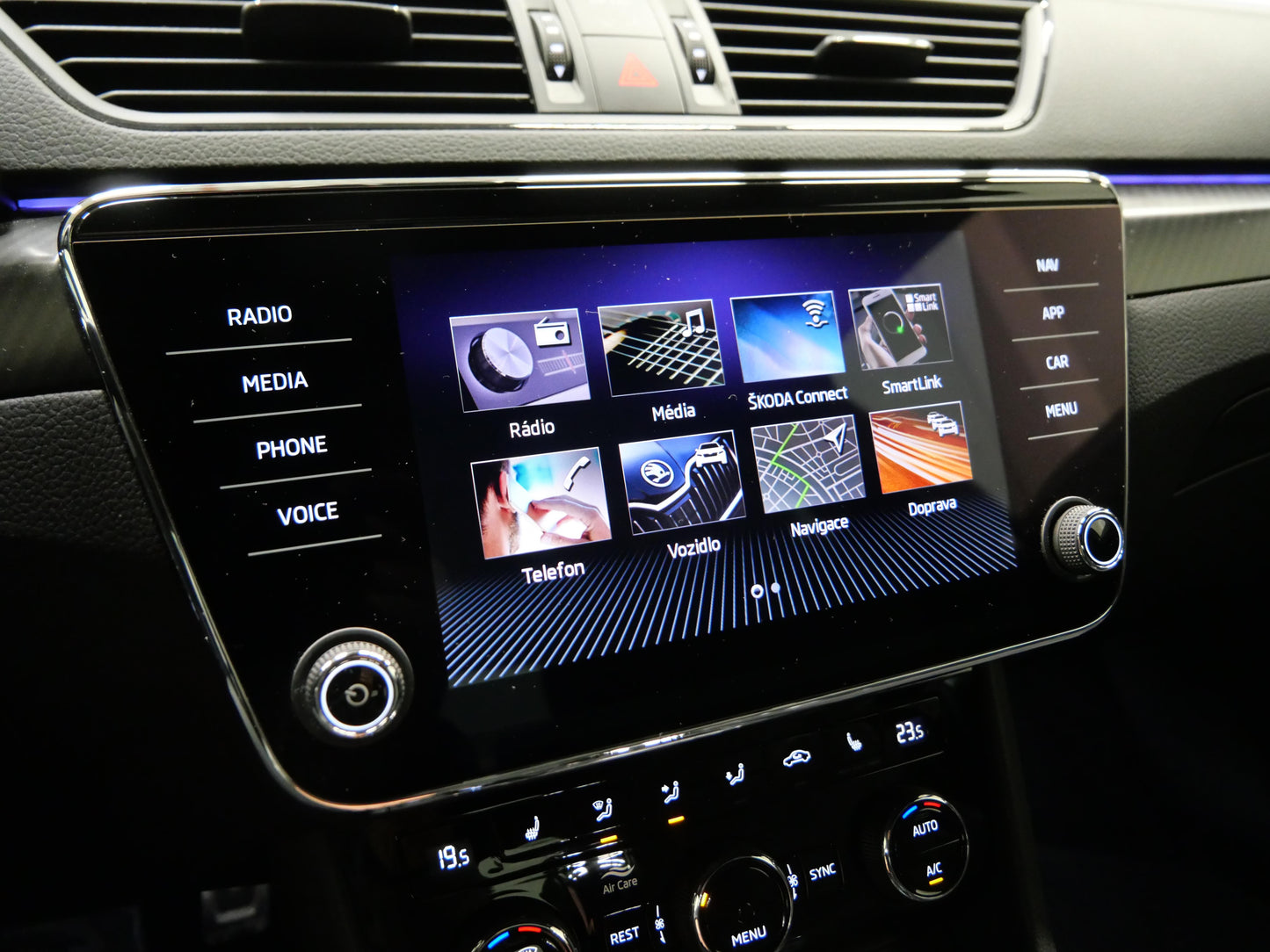 ŠKODA Superb 2.0 TDI 110 kW DSG Sportline