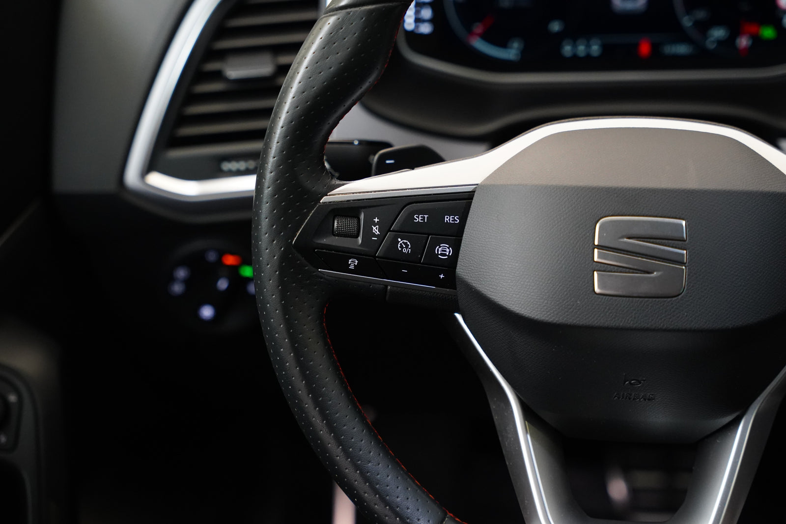 Seat Ateca 2.0 TDI 110 kW FR – foto 15