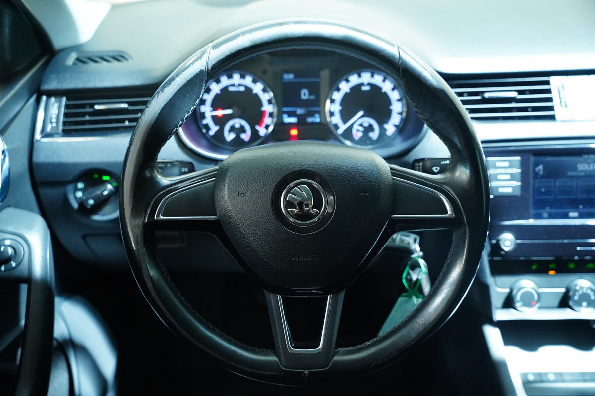 Škoda Octavia 1.6 TDI 85 kW Ambition – foto 16