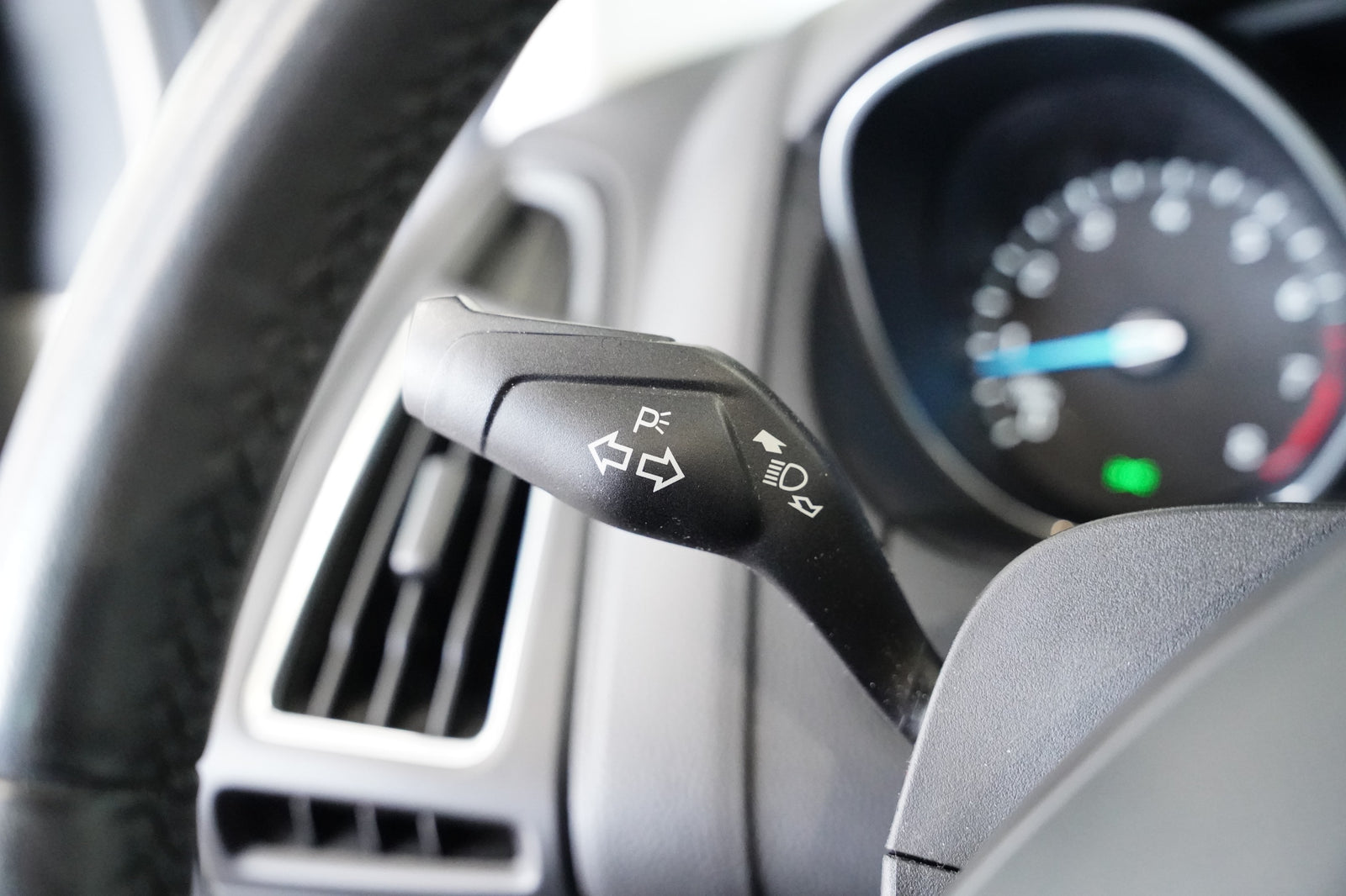 Ford Focus 1.0 Ecoboost 92kW – foto 15