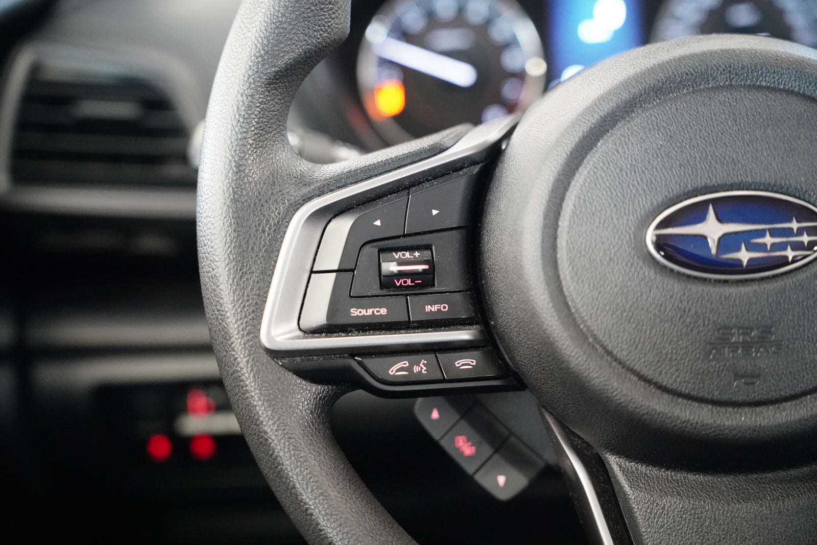Subaru XV 1.6 i 84 kW – foto 15