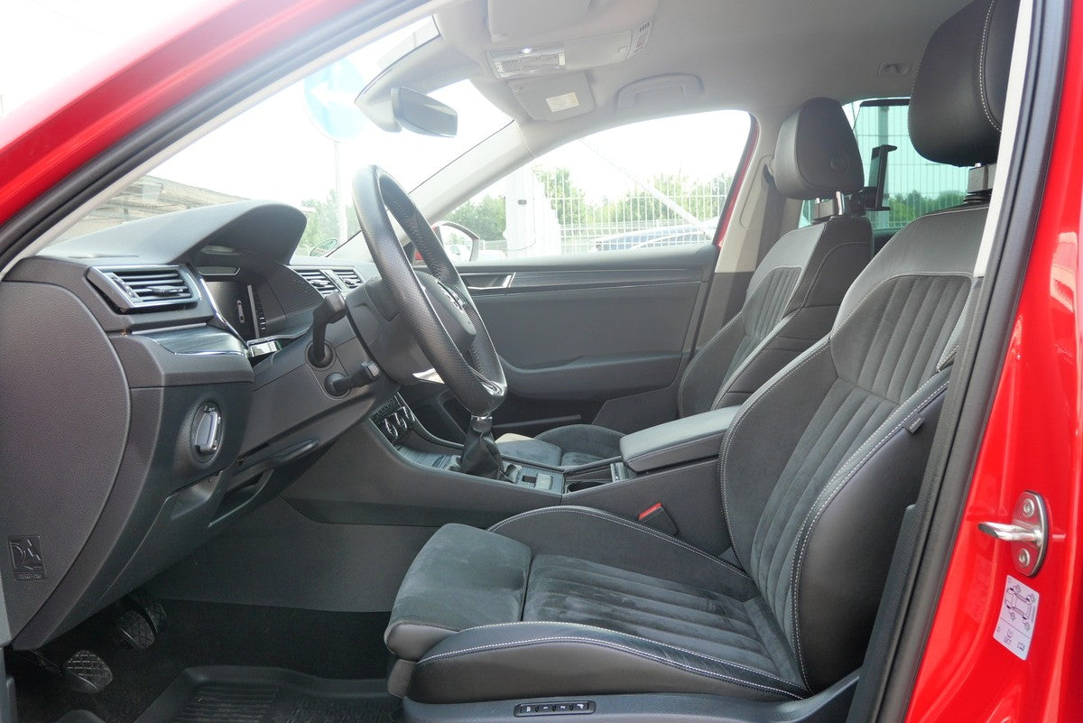 Škoda Superb 2.0 TDI 110 kW Style Plus – foto 5
