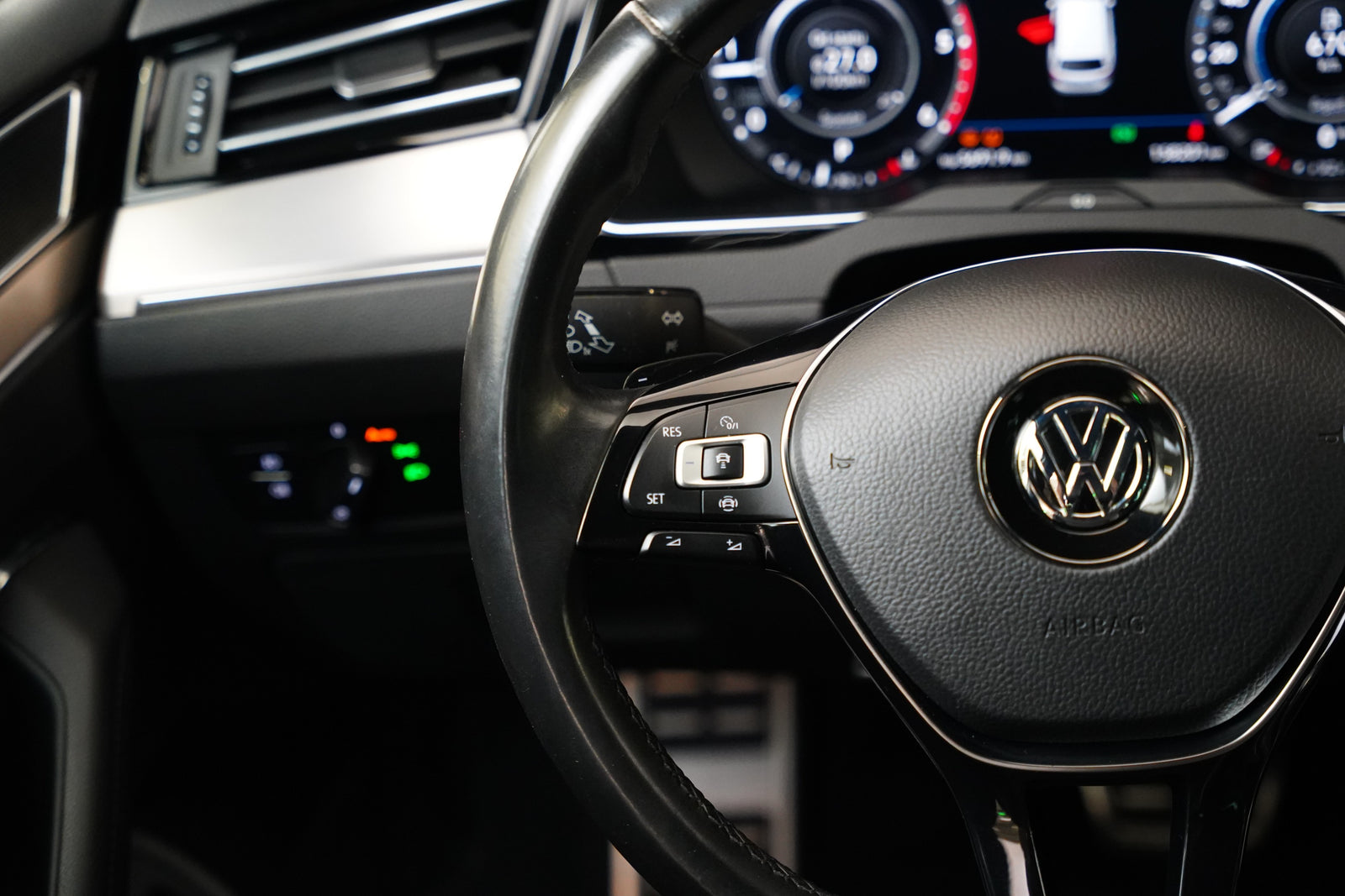 Volkswagen Passat 2.0 TDI 140 kW DSG Alltrack – foto 15