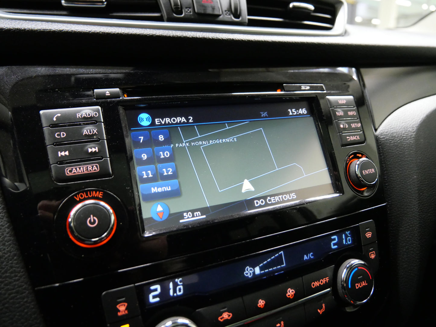 Nissan Qashqai 1.2 i 85 kW N-Connecta