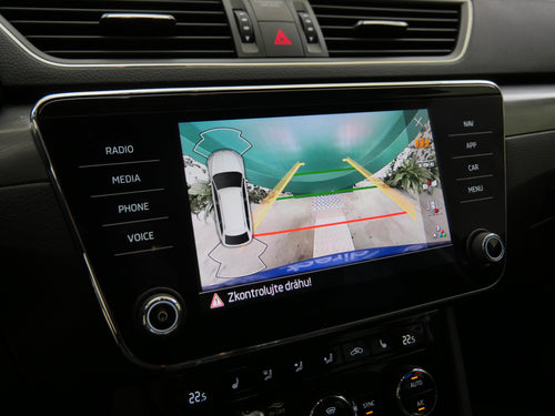 Škoda Superb 2.0 TDI 147 kW DSG 4x4 Style+ – foto 15