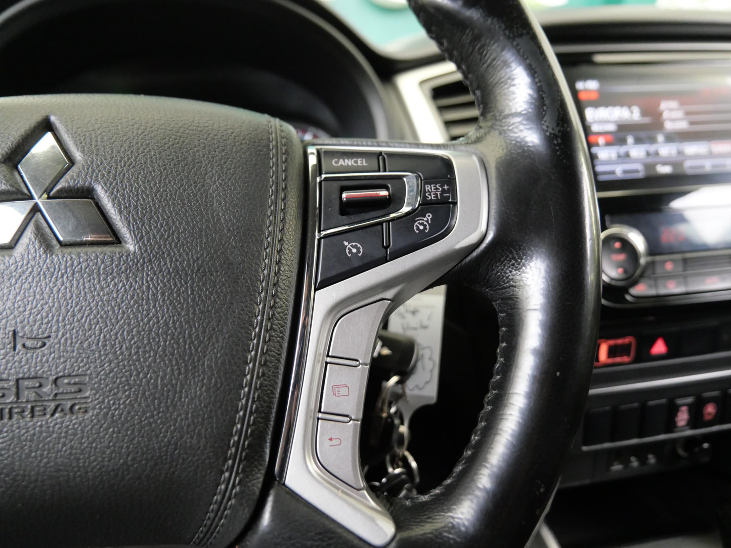 Mitsubishi L200 2.3 DI-D 110 kW AWD