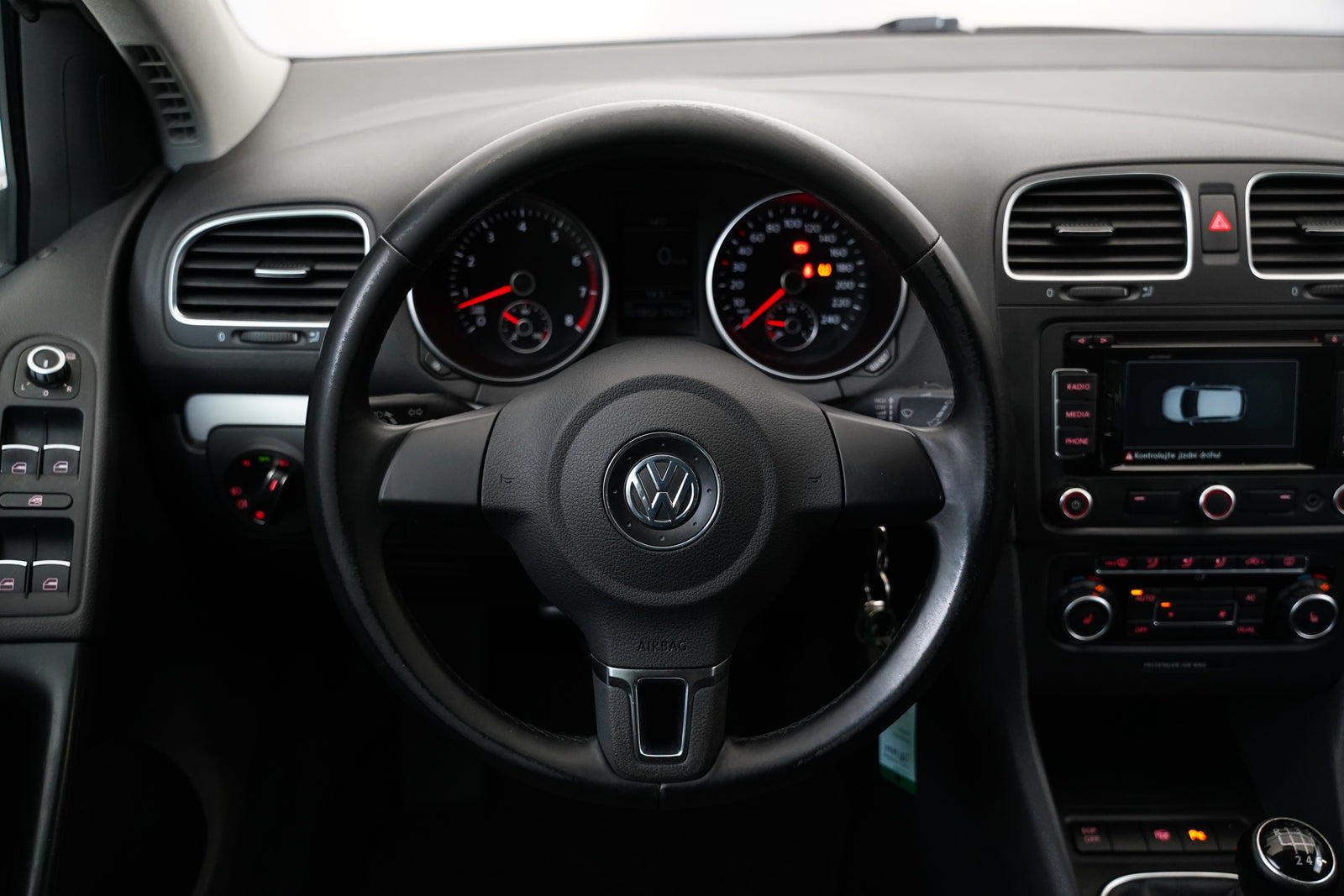 Volkswagen Golf 1.4 TSI 90 kW Highline – foto 15