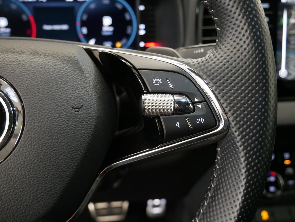 Škoda Karoq 1.5 TSI Sportline