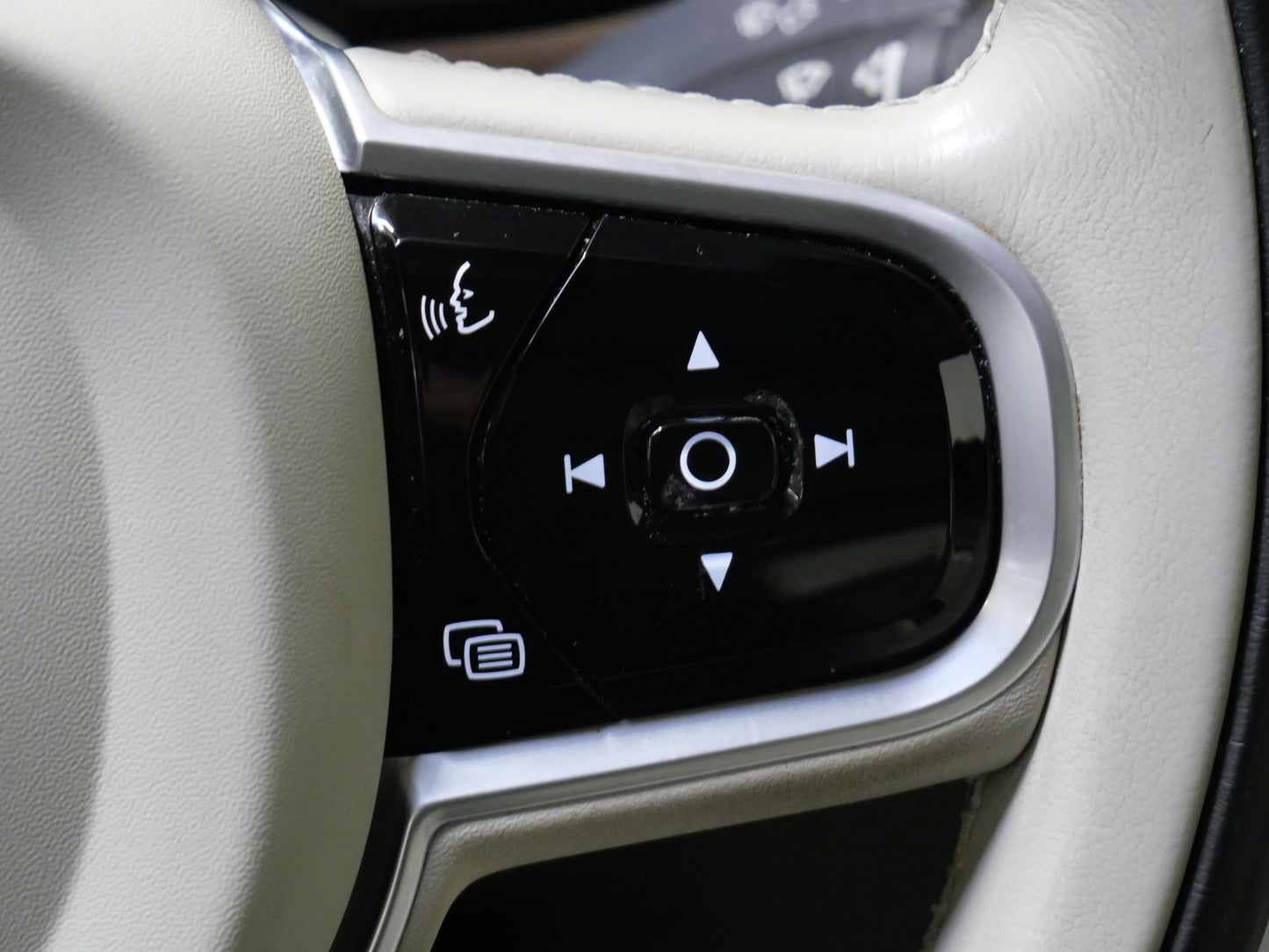 Volvo V90 2.0 D4 140 kW Inscription