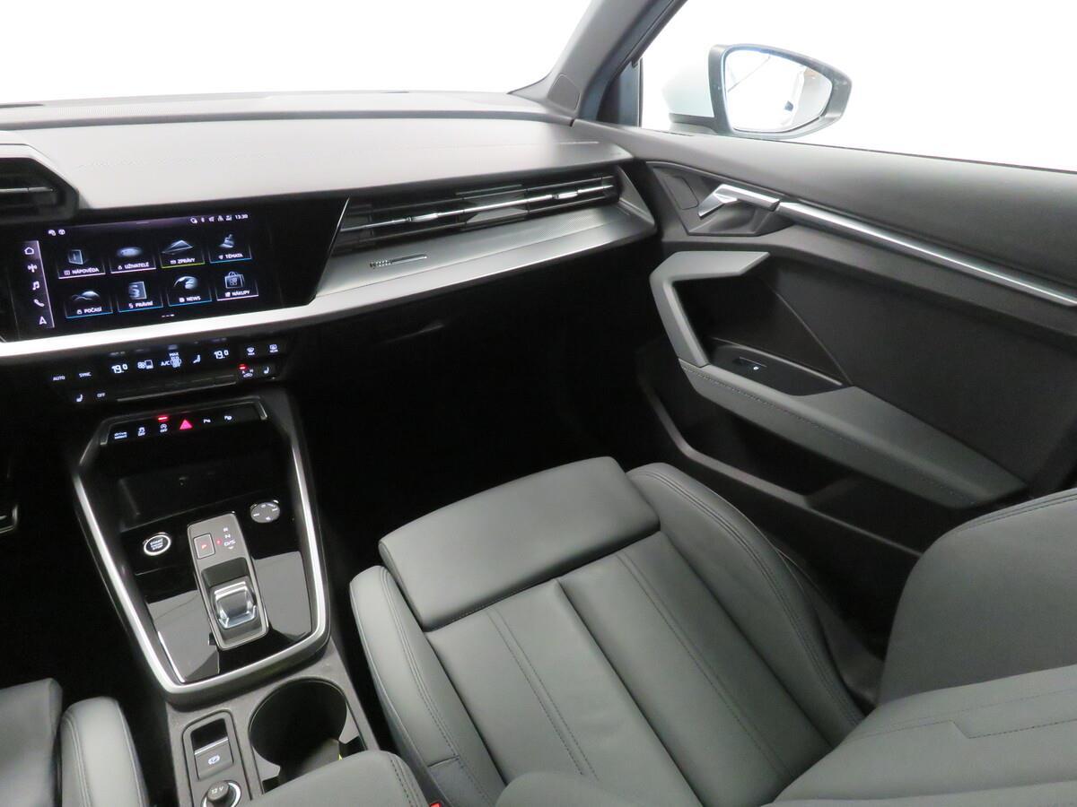 Audi A3 1.5 TFSI 110 kW S line