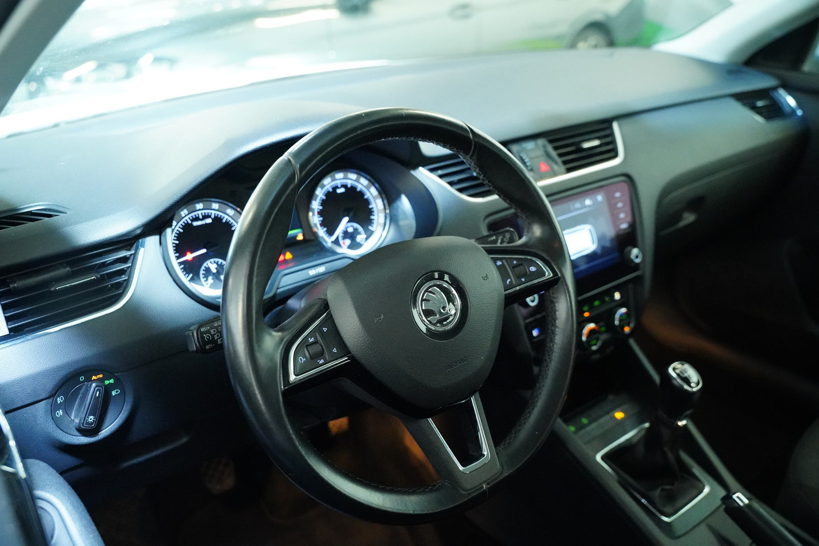 Škoda Octavia 2.0 TDI 110 kW Style – foto 15