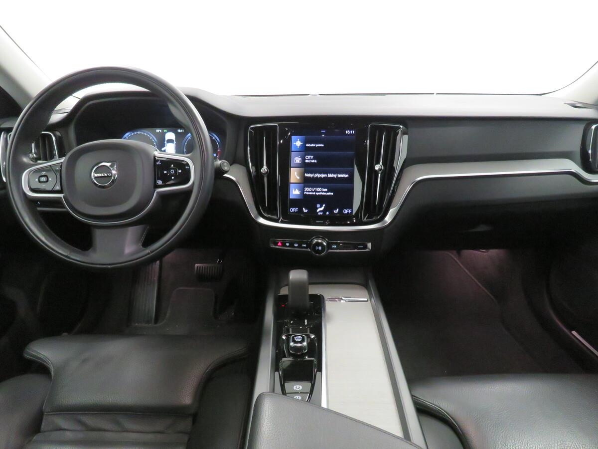 Volvo V60 2,0 145kW B4 AWD diesel Pro AU