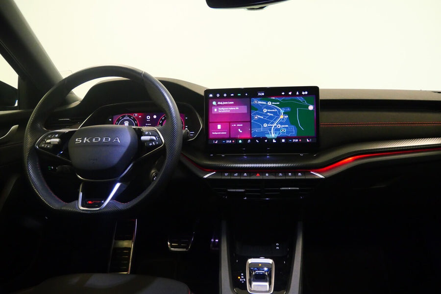 Škoda Octavia 2.0 TSI 195 kW DSG RS – foto 5