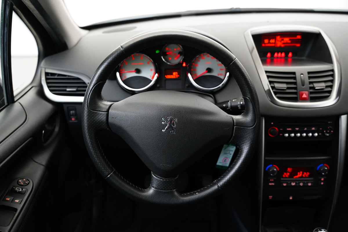 Peugeot 207 1.4 VTi 16V 77 kW Premium